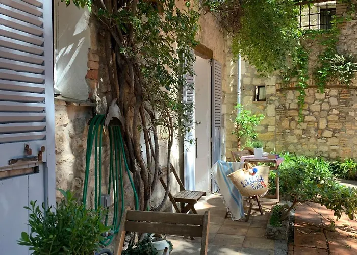 La Cle De La Porte Rentals Antibes