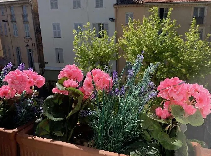 La Cle De La Porte Rentals *