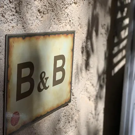 La Cle De La Porte Antibes