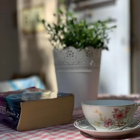 La Clé De La Porte Couette-café