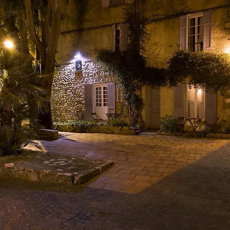 Couette-café La Clé De La Porte Antibes