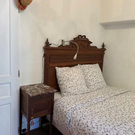 La Clé De La Porte Couette-café Antibes