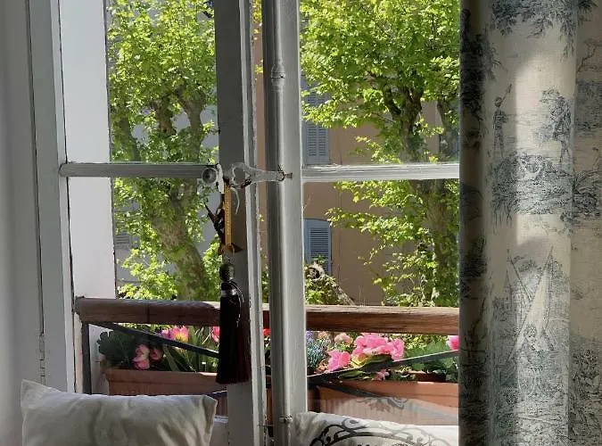 La Cle De La Porte Rentals Apartman *